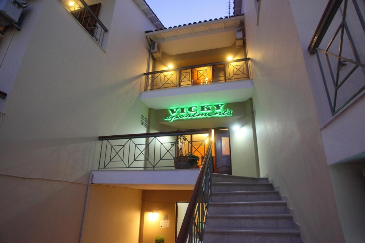 Vicky Apartments Nikiana Esterno foto
