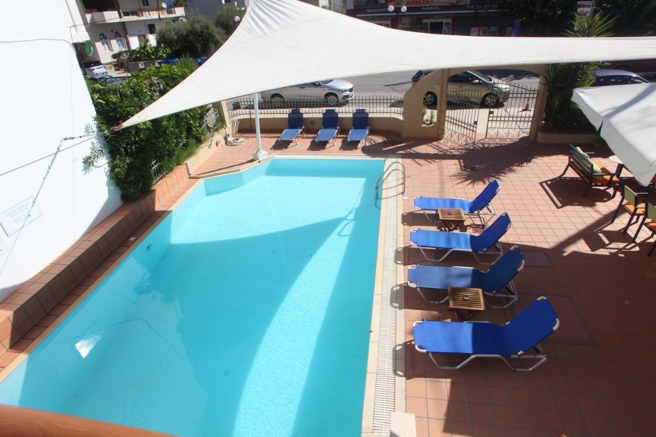 Vicky Apartments Nikiana Esterno foto